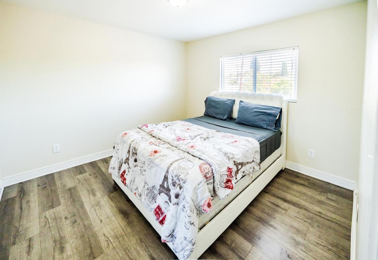 Spacious 5 Bedroom 3 Bath Modern Home By Downtown La With Parking Los Angeles Dış mekan fotoğraf