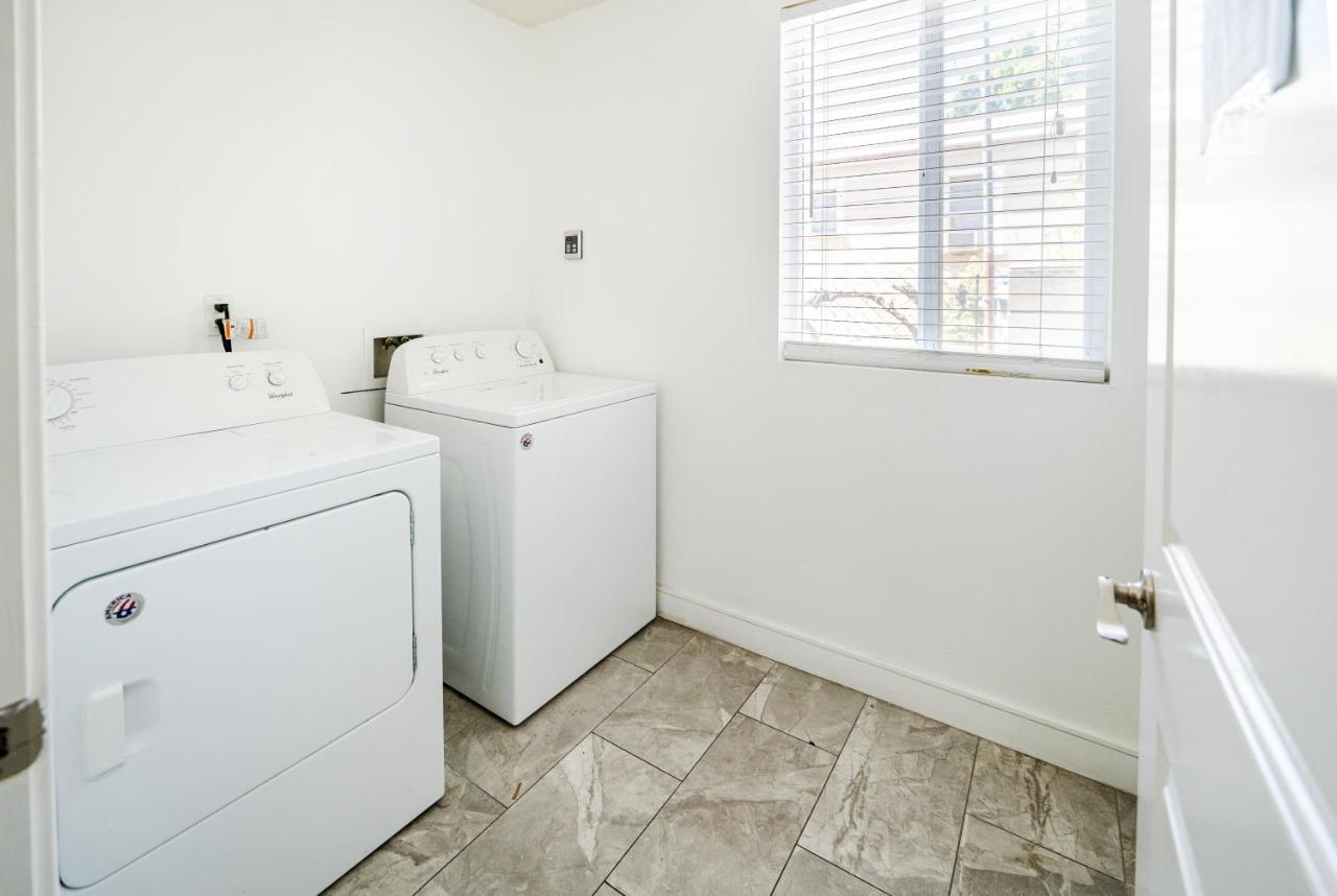 Spacious 5 Bedroom 3 Bath Modern Home By Downtown La With Parking Los Angeles Dış mekan fotoğraf